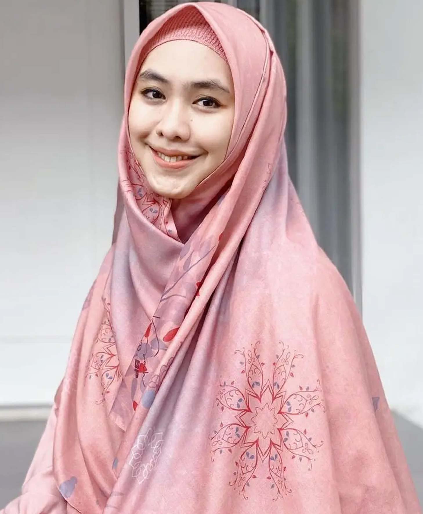 Ustazah Oki Setiana Dewi